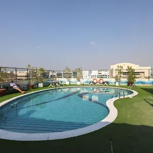 Hotel Aavri